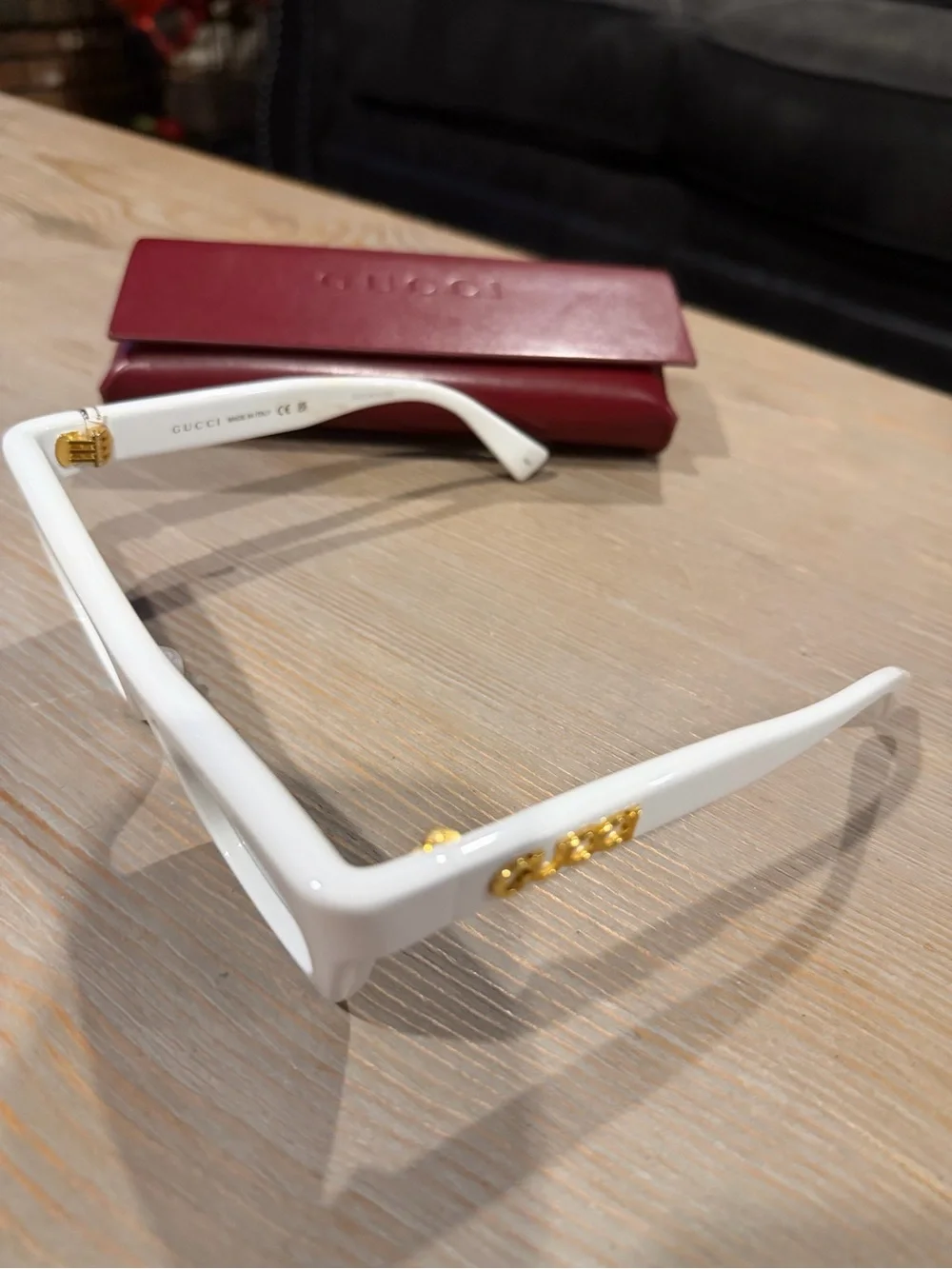 Gucci Cat Eye-Frame Sunglasses - White White Grey - NEW